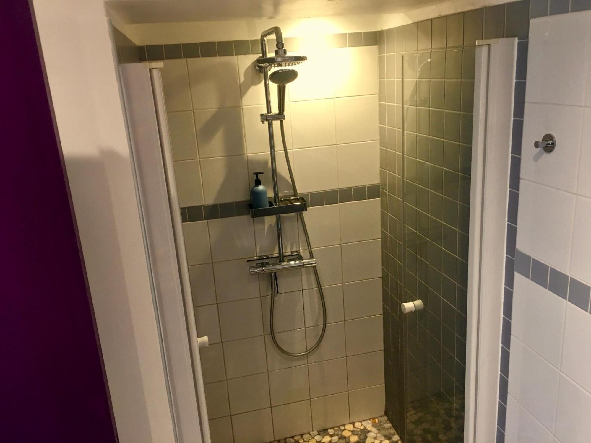 La Tour De Flandre Appartement Rousseloy Kamer foto